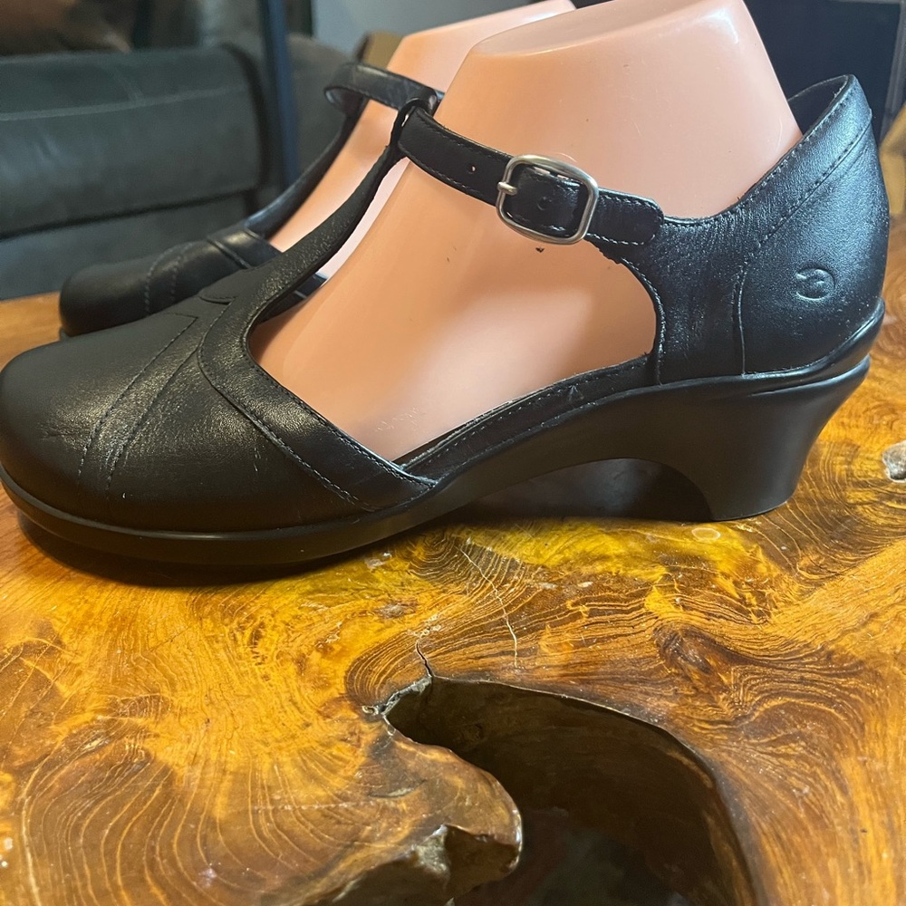 Aravon Mary Jane Black Leather Shoes Size 9 EE ( extra wide)